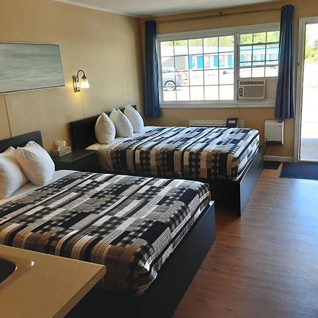 ترورو Berry'S Motel المظهر الخارجي الصورة