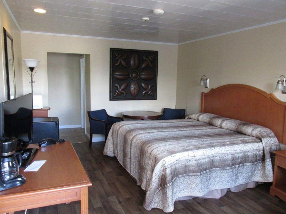 ترورو Berry'S Motel المظهر الخارجي الصورة