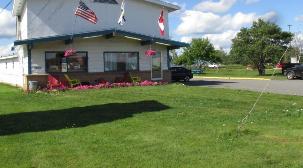 ترورو Berry'S Motel المظهر الخارجي الصورة